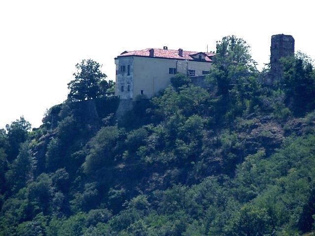 Castello di Chiaverano