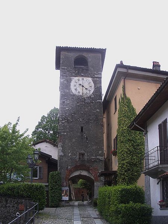 Torre : un paese per l'arte